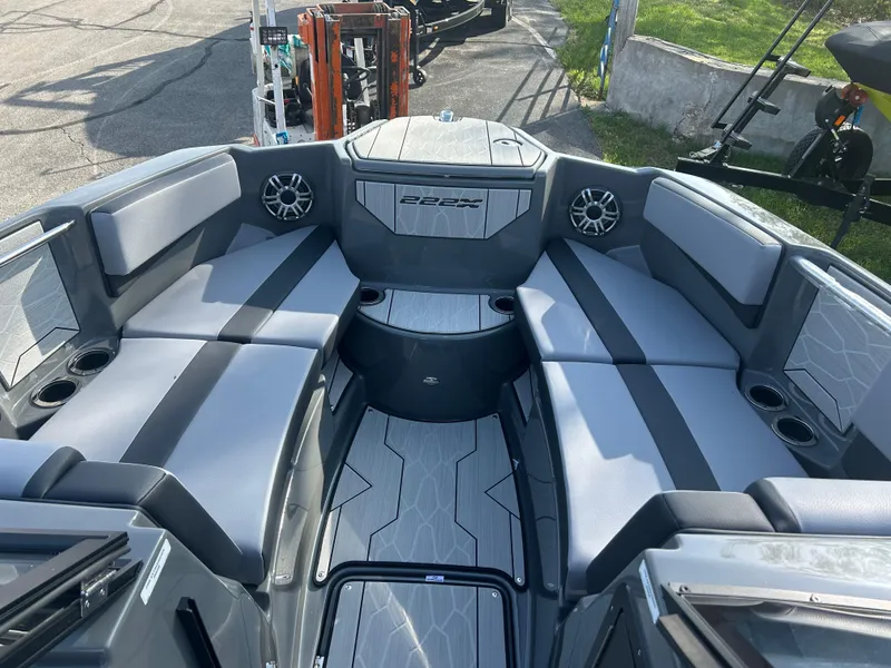 Slide: The Image of 2025 Yamaha Boats 222XD interior with sleek seating and modern design. - 7