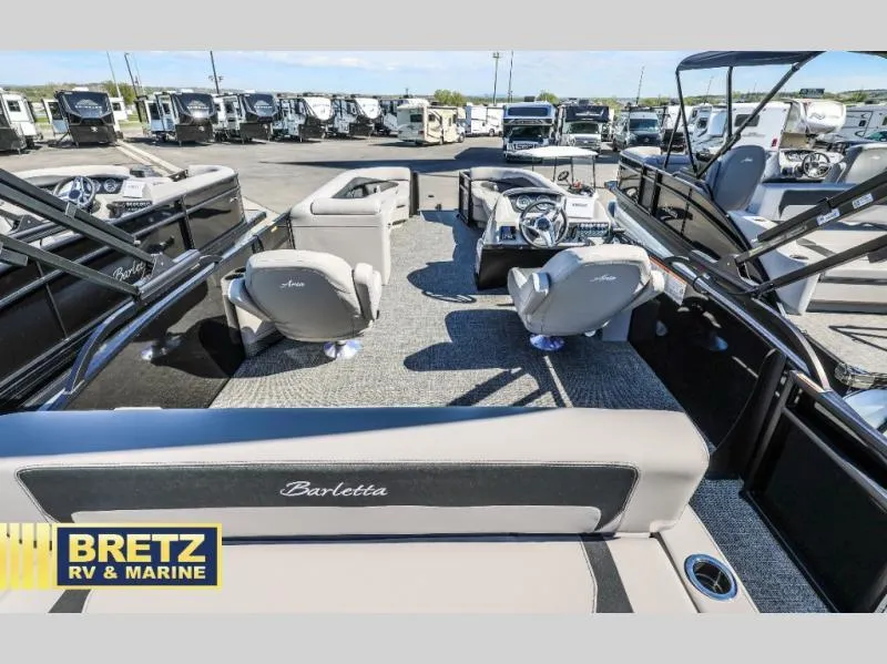 Slide: The Image of Aria A24UC 2025 - 17