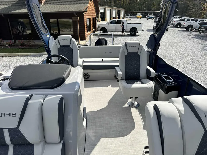 Slide: The Image of Harris GRAND MARINER 250 SLDH 2025 - 19