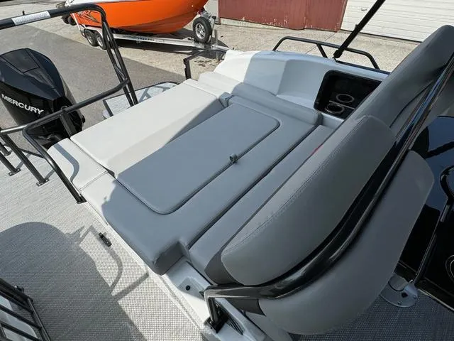 Slide: The Image of 2024 Princecraft Vogue® 23 RL boat with comfortable seating and sleek design. - 27