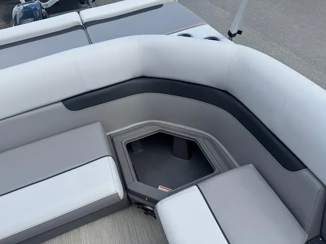Slide: The Image of Luxurious seating on 2025 Princecraft Vectra 19 L 60HP pontoon boat. - 12