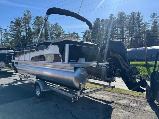 Slide: The Image of 2025 Princecraft Vectra 21 L 90HP pontoon boat, top view, spacious seating layout. - 2
