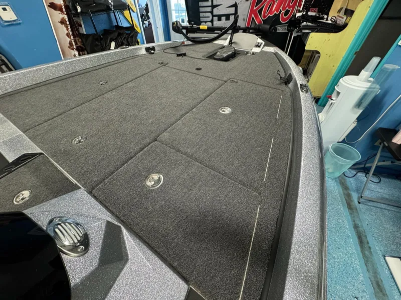 Slide: The Image of Ranger Z185 2025 - 96