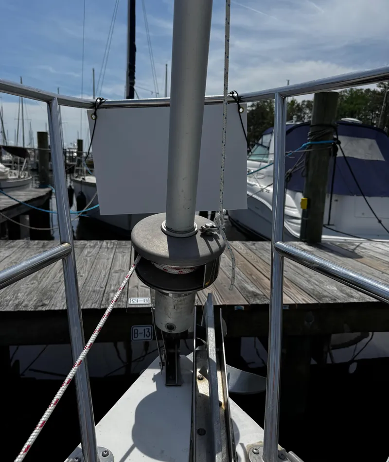 Slide: The Image of 1990 Catalina 34 MK 1.5 - 19