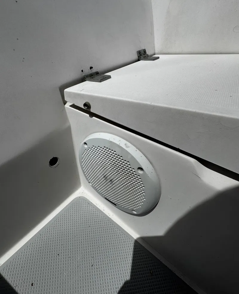 Slide: The Image of 1990 Catalina 34 MK 1.5 - 26