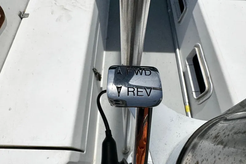 Slide: The Image of 1990 Catalina 34 MK 1.5 - 35