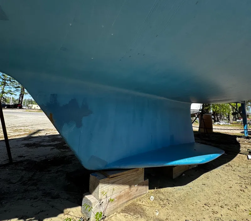 Slide: The Image of 1990 Catalina 34 MK 1.5 - 5