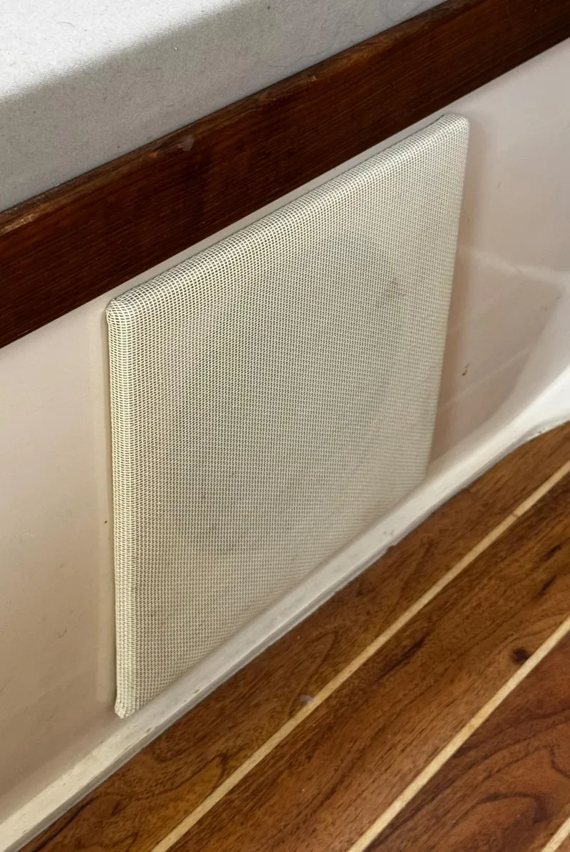 Slide: The Image of 1990 Catalina 34 MK 1.5 - 54