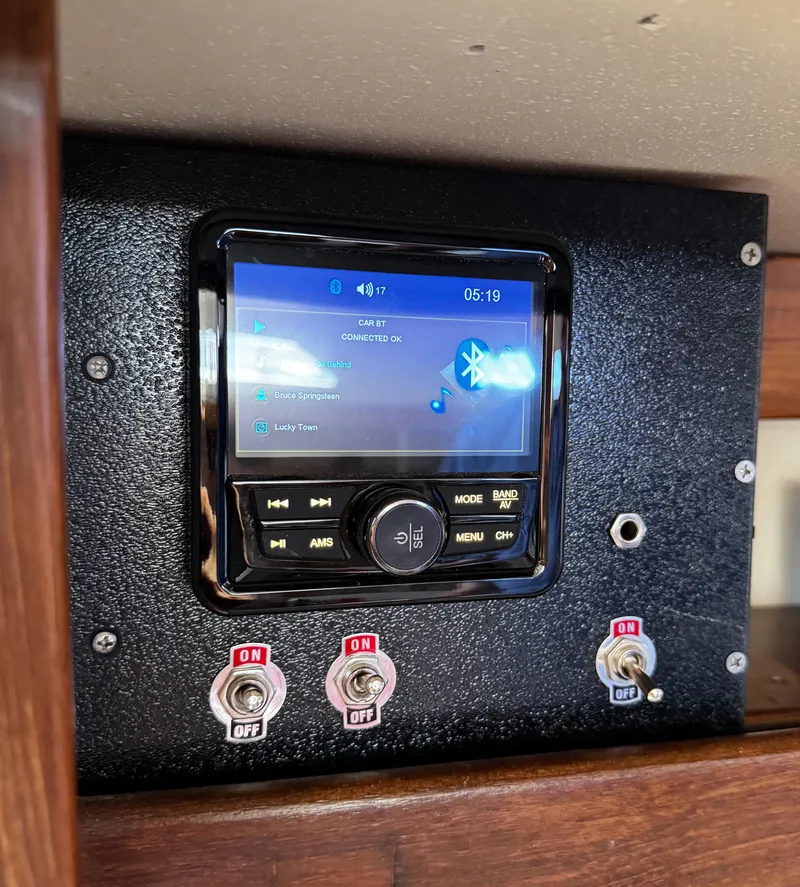 Slide: The Image of 1990 Catalina 34 MK 1.5 - 58