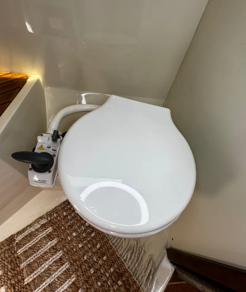 Slide: The Image of 1990 Catalina 34 MK 1.5 - 87