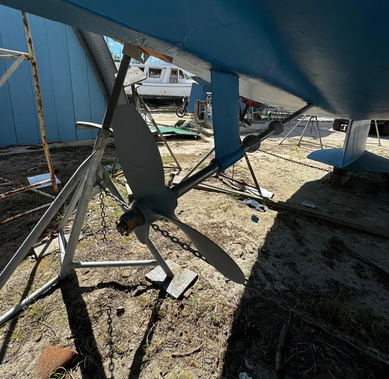 Slide: The Image of 1990 Catalina 34 MK 1.5 - 9