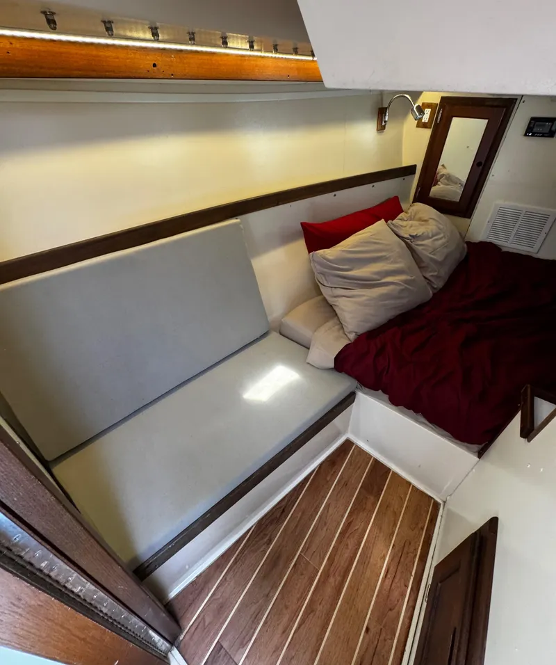 Slide: The Image of 1990 Catalina 34 MK 1.5 - 92