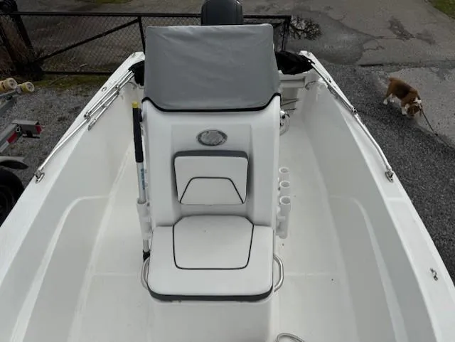 Slide: The Image of 2020 Wellcraft 162 Fisherman boat interior with seating and rod holders. - 11