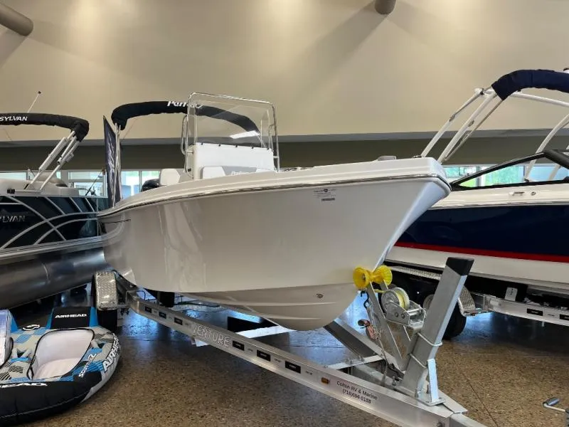 The Image of Parker Marine 18SE Center Console 2025 - 1