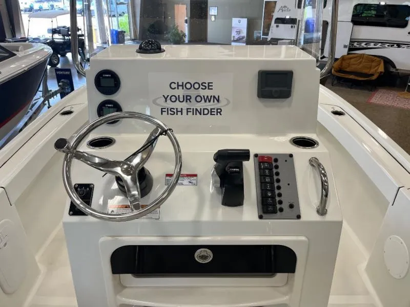 Slide: The Image of Parker Marine 18SE Center Console 2025 - 10