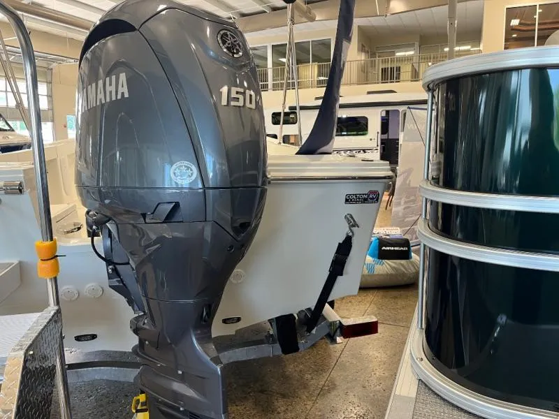 Slide: The Image of Parker Marine 18SE Center Console 2025 - 13