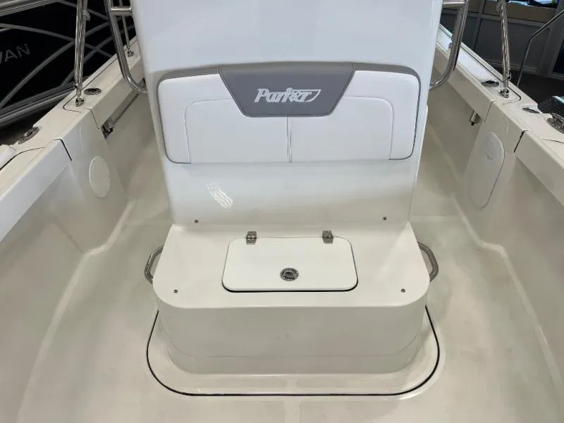 Slide: The Image of Parker Marine 18SE Center Console 2025 - 7