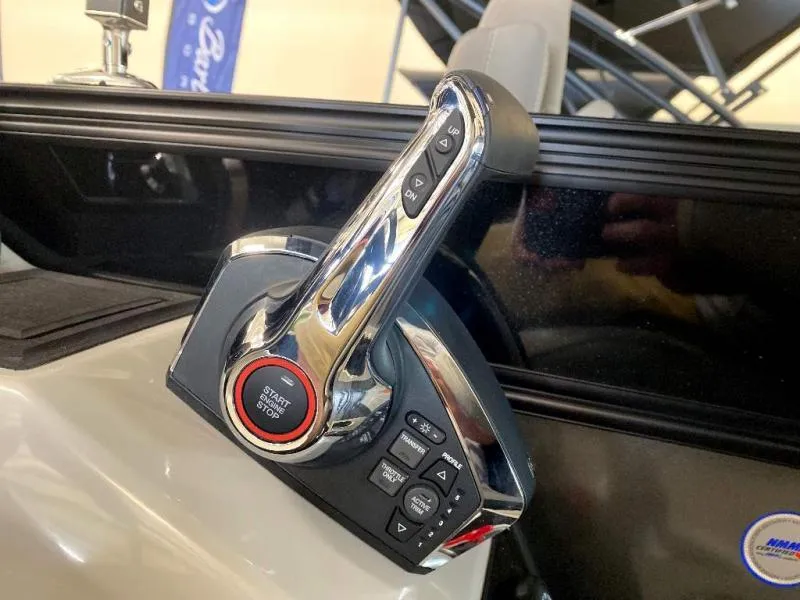 Slide: The Image of 2024 Lusso Ultra-Lounge 25UC control panel with start/stop button and navigation controls. - 21