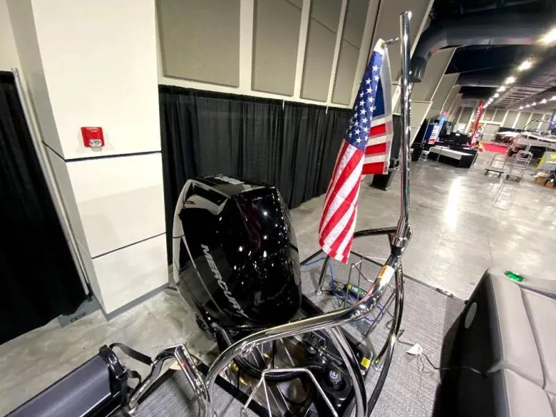 Slide: The Image of Corsa 25UCA 2024 - 10