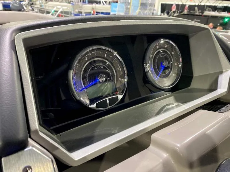 Slide: The Image of Corsa 25UCA 2024 - 23