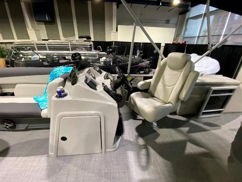 Slide: The Image of Geneva Cruise SB 24 DH 2024 - 13