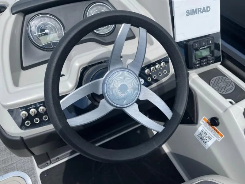 Slide: The Image of Cabrio C24UC 2024 - 10