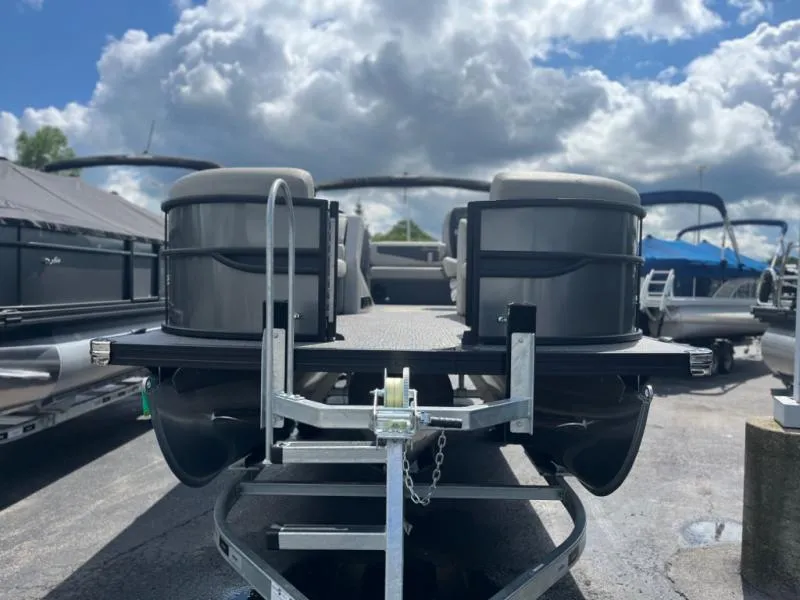 Slide: The Image of Cabrio C24UC 2024 - 3