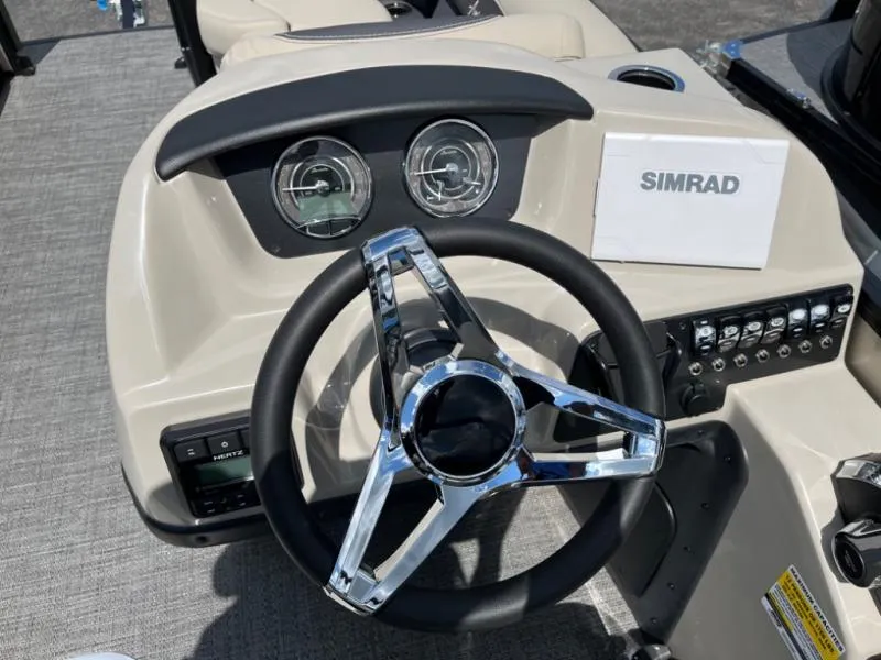 Slide: The Image of Aria A22UC 2024 - 10