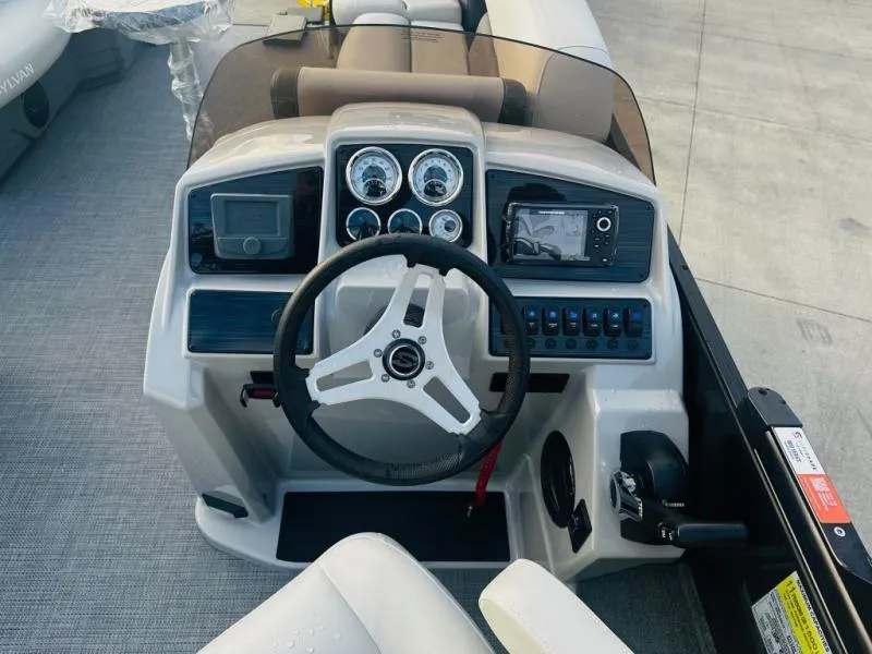 Slide: The Image of Mirage 8522 Party Fish 2025 - 23