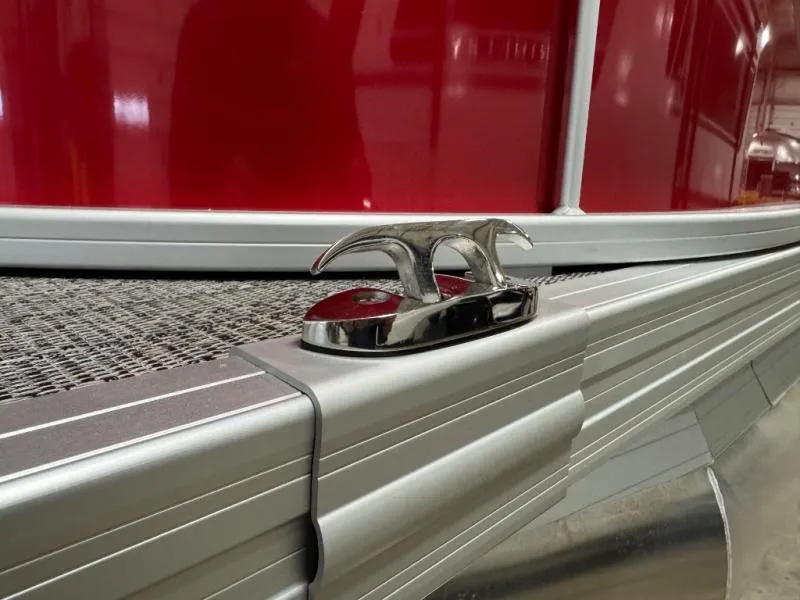 Slide: The Image of Cabrio Mid-Lounge C22M 2025 - 4