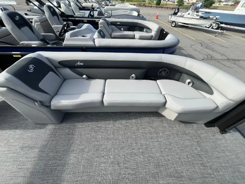 Slide: The Image of Aria A24UC 2025 - 6