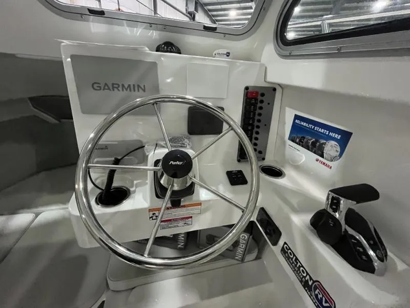 Slide: The Image of Sport Cabin 2420SC 2025 - 13