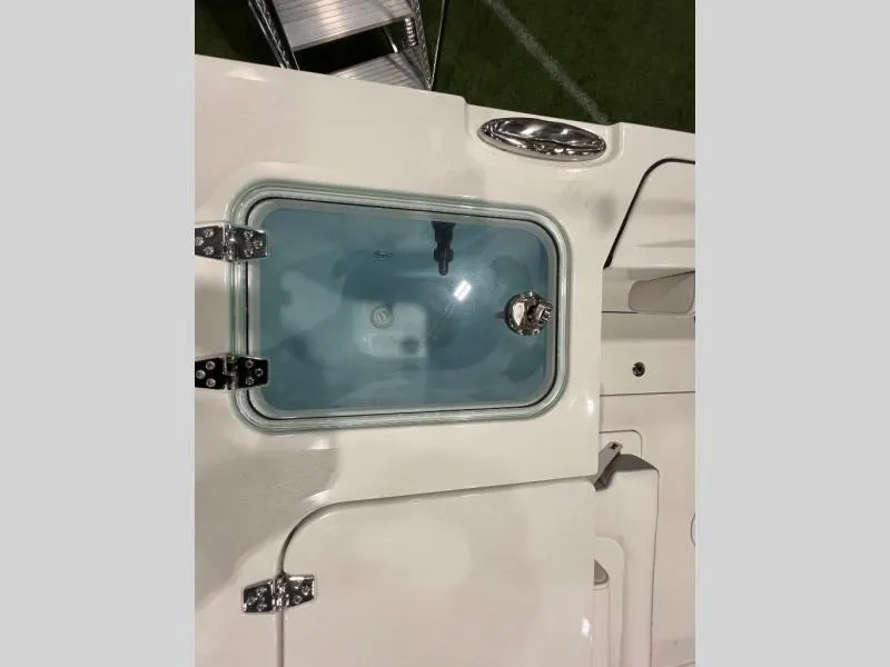 Slide: The Image of Sport Cabin 2420SC 2025 - 8