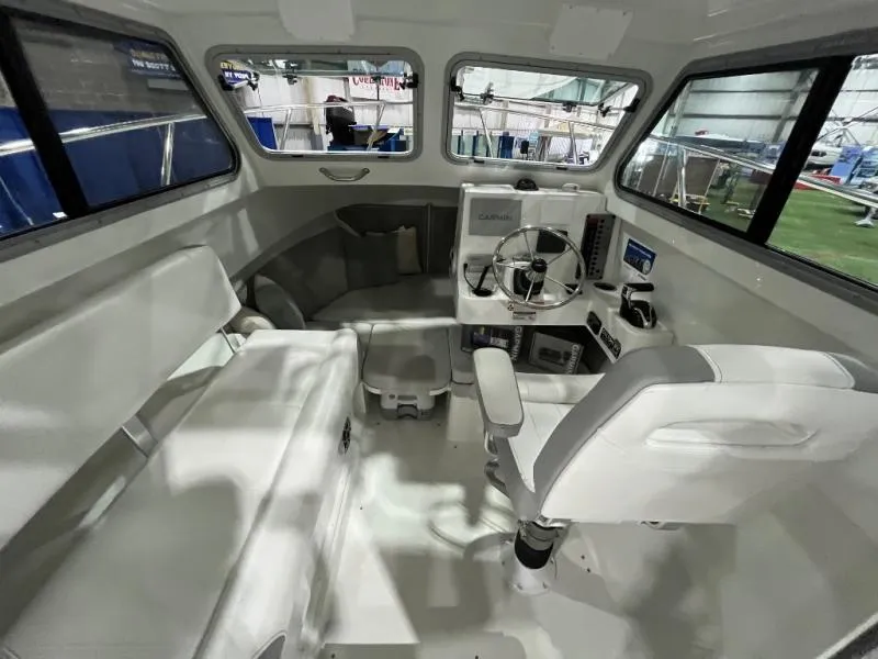 Slide: The Image of Sport Cabin 2420SC 2025 - 9