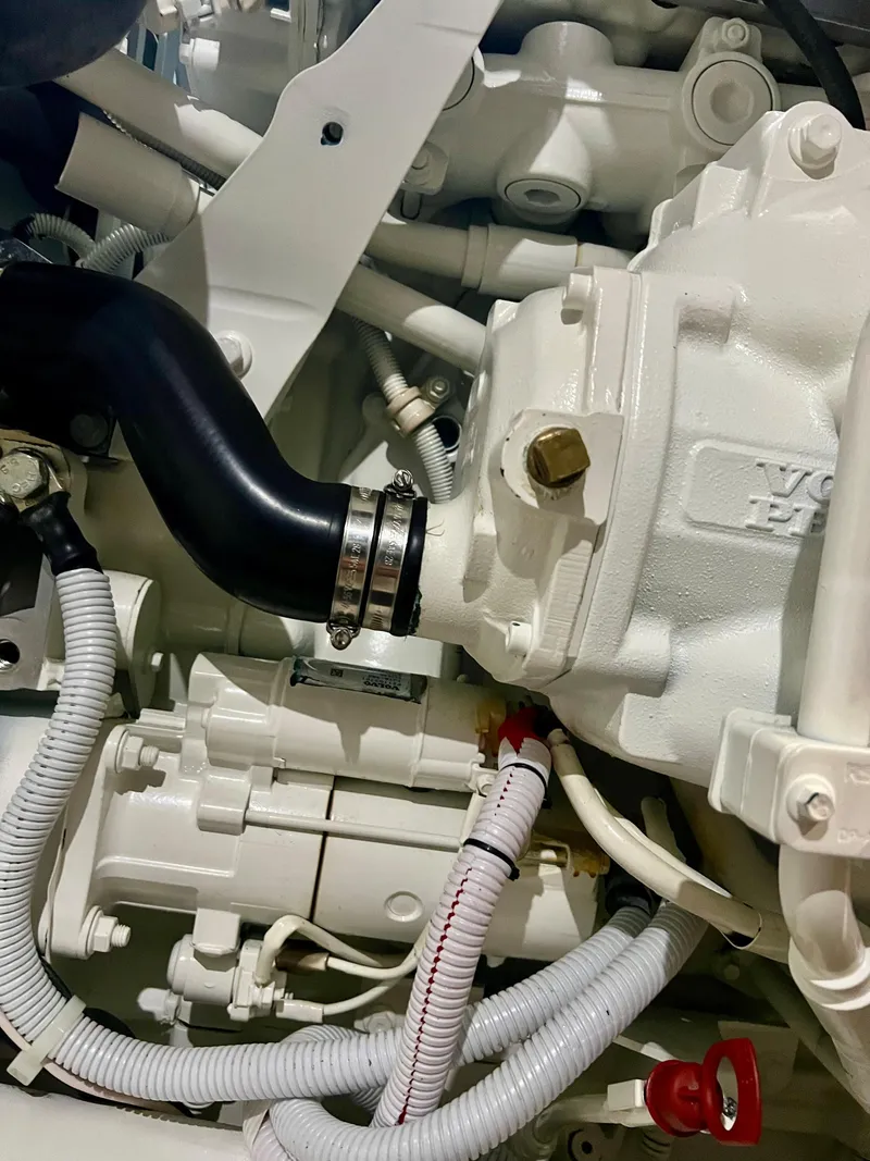 Slide: The Image of Maritimo M51 2020 - 71