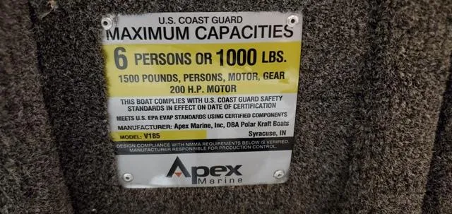 Slide: The Image of Capacity label for 2023 Polar Kraft Kodiak Sport 185 FS, 6 persons or 1000 lbs, 200 HP motor. - 20