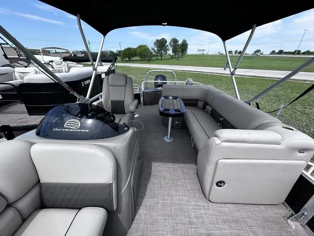 Slide: The Image of Sun Tracker Sportfish™ 20 DLX 2023 - 9
