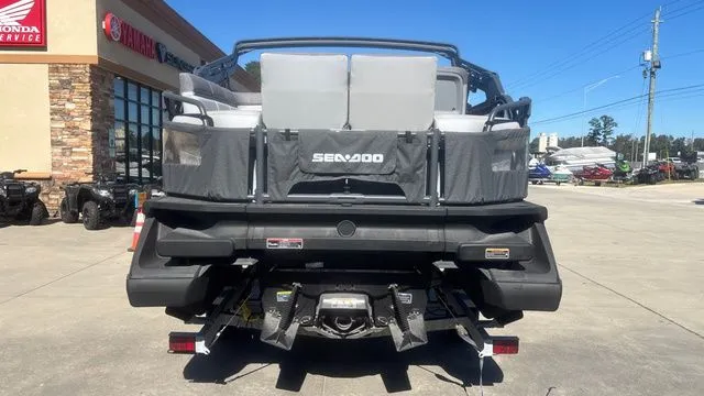 Slide: The Image of Sea-Doo SWITCH 18 SPORT 230 HP 2025 - 4