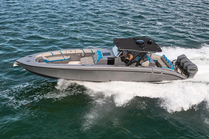 Slide: The Image of Midnight Express 43' Open 2017 - 0