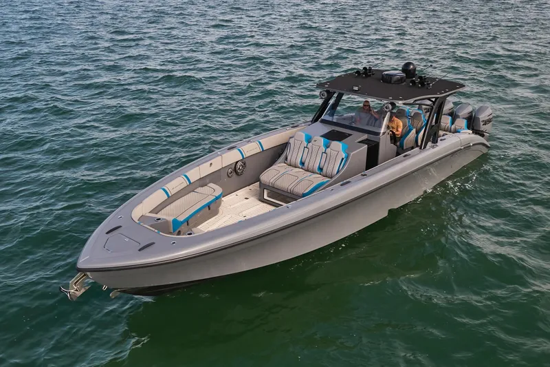 Slide: The Image of Midnight Express 43' Open 2017 - 5