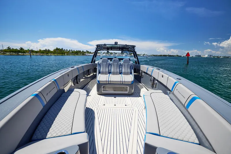 Slide: The Image of Midnight Express 43' Open 2017 - 9