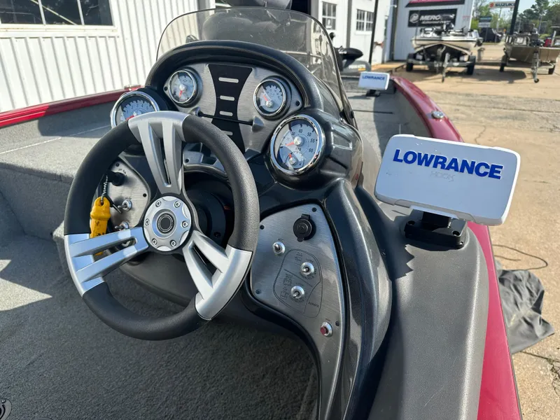 Slide: The Image of 2019 Tracker Pro Team 175 TXW Tournament Edition dashboard with Lowrance fish finder. - 14