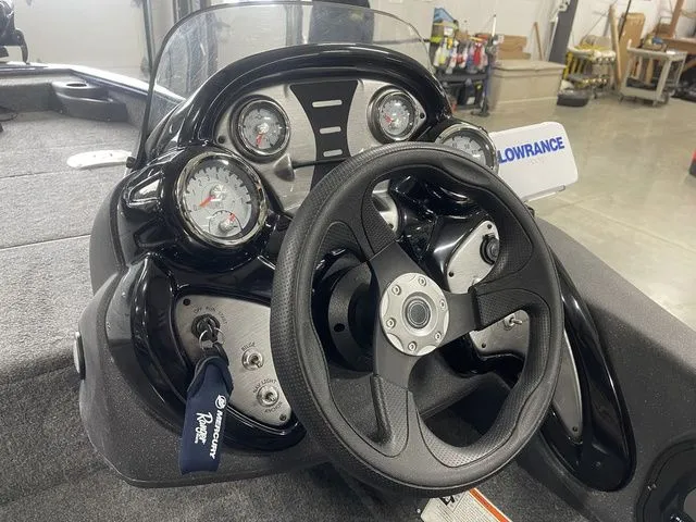 Slide: The Image of Tracker Pro Team 175 TF 2021 - 21