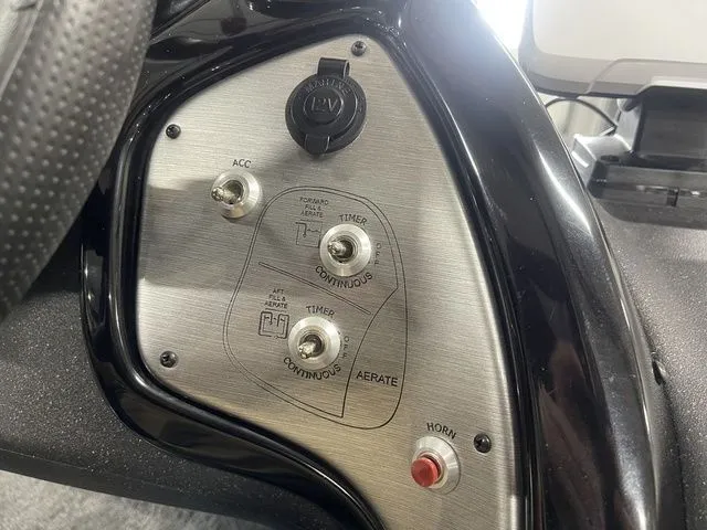 Slide: The Image of Tracker Pro Team 175 TF 2021 - 23