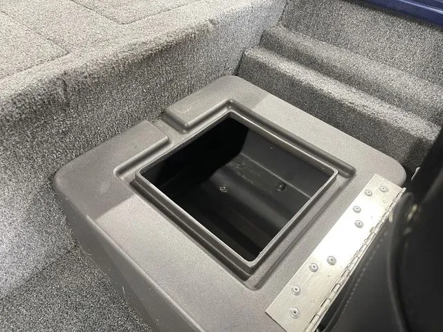 Slide: The Image of Tracker Pro Team 175 TF 2021 - 26