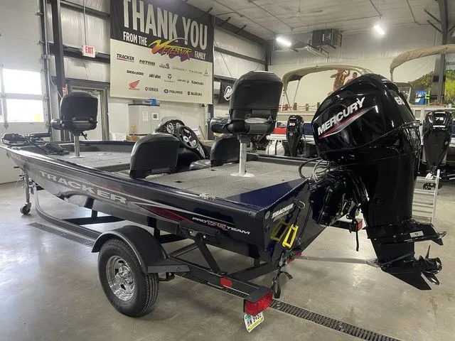 Slide: The Image of Tracker Pro Team 175 TF 2021 - 5