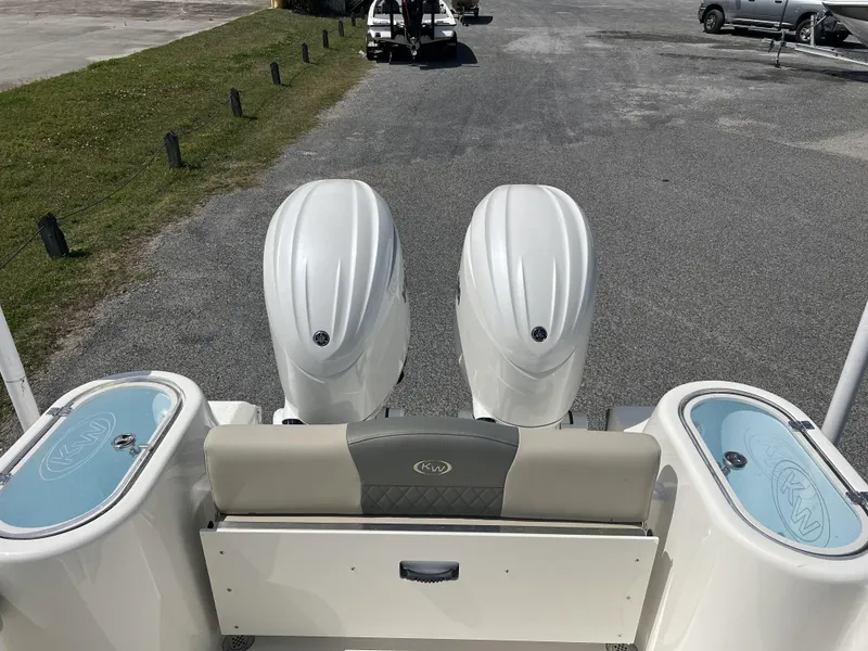 Slide: The Image of Key West 260 Center Console 2025 - 5