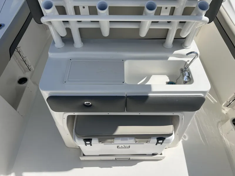 Slide: The Image of Key West 260 Center Console 2025 - 6