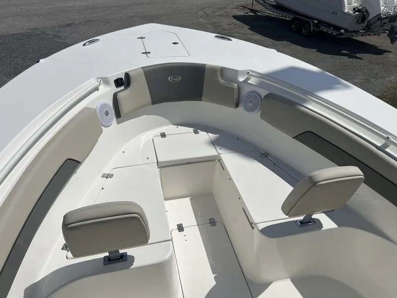 Slide: The Image of Key West 260 Center Console 2025 - 8