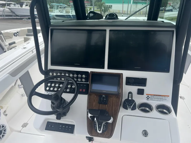 Slide: The Image of Caymas 34 CT 2025 - 6